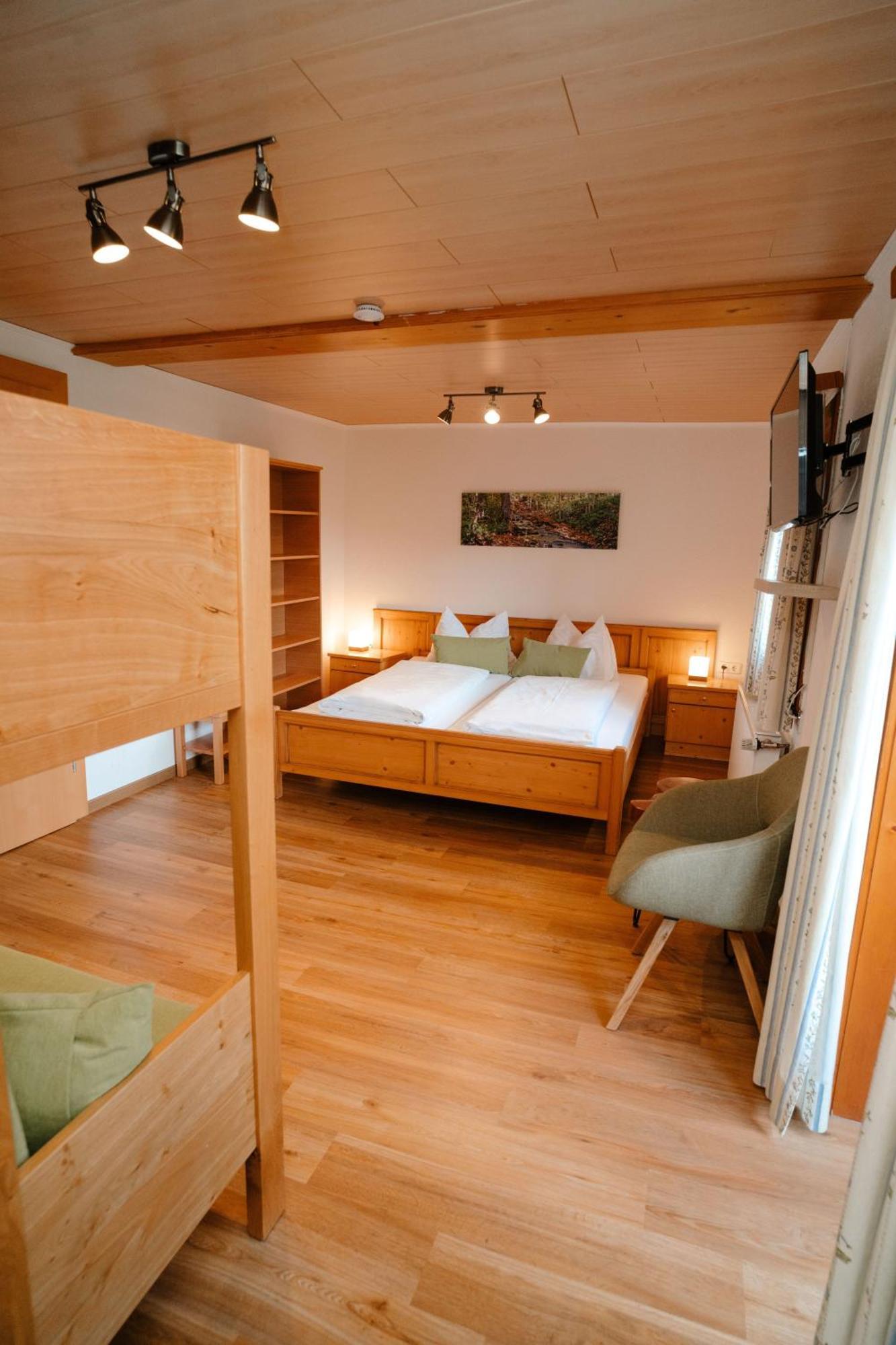 Ertlschweigerhaus Pension - Appartements - Zimmer Donnersbach ภายนอก รูปภาพ