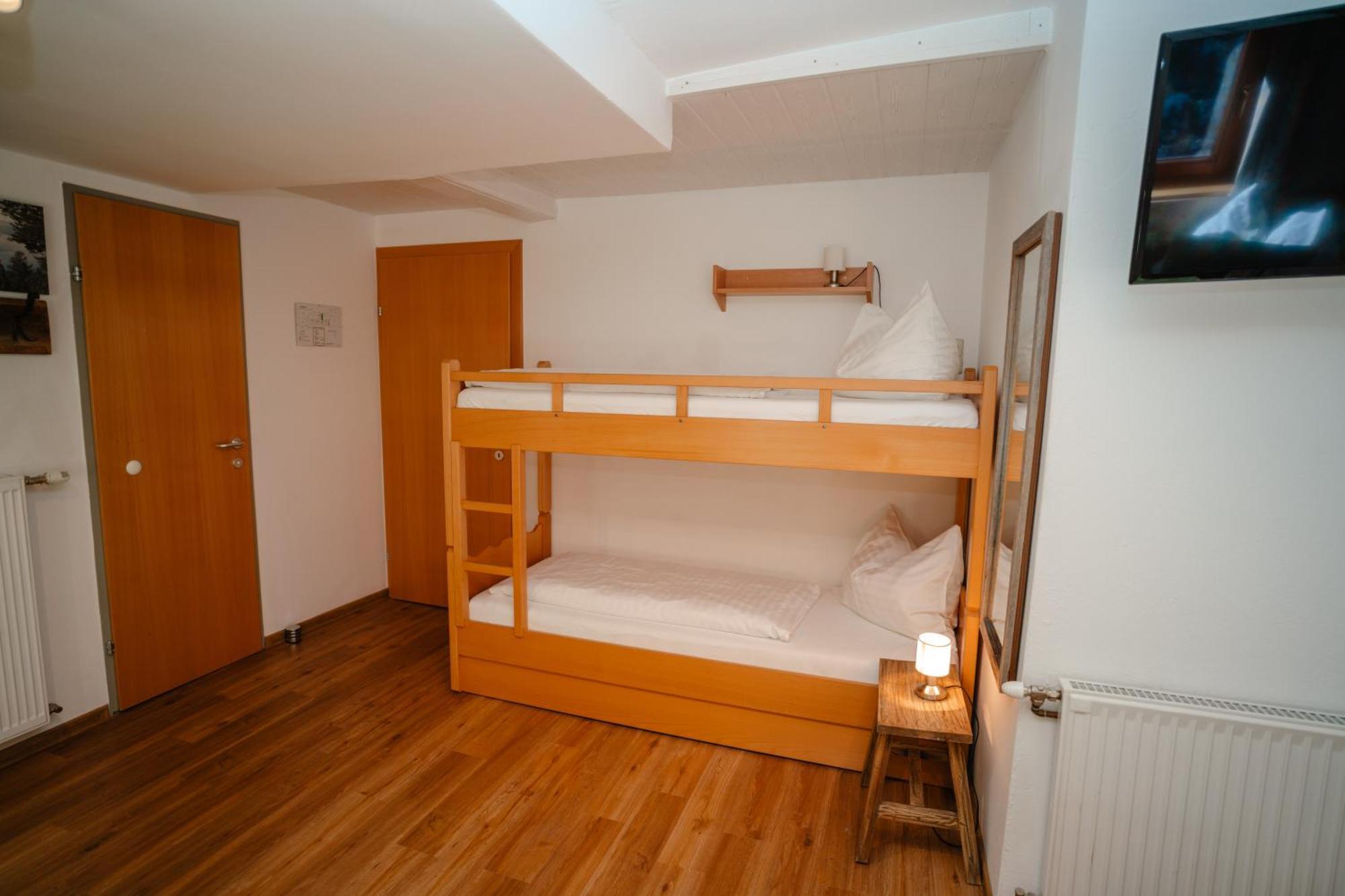 Ertlschweigerhaus Pension - Appartements - Zimmer Donnersbach ภายนอก รูปภาพ