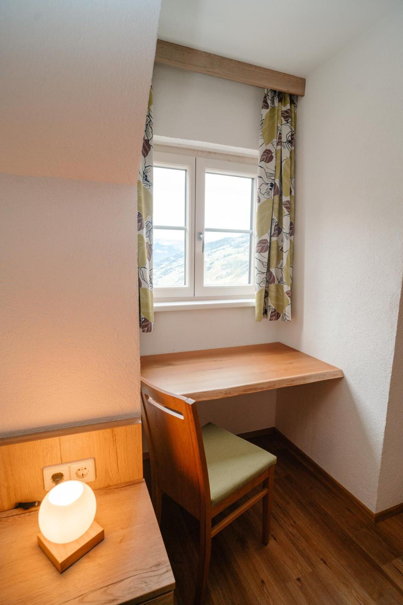 Ertlschweigerhaus Pension - Appartements - Zimmer Donnersbach ภายนอก รูปภาพ