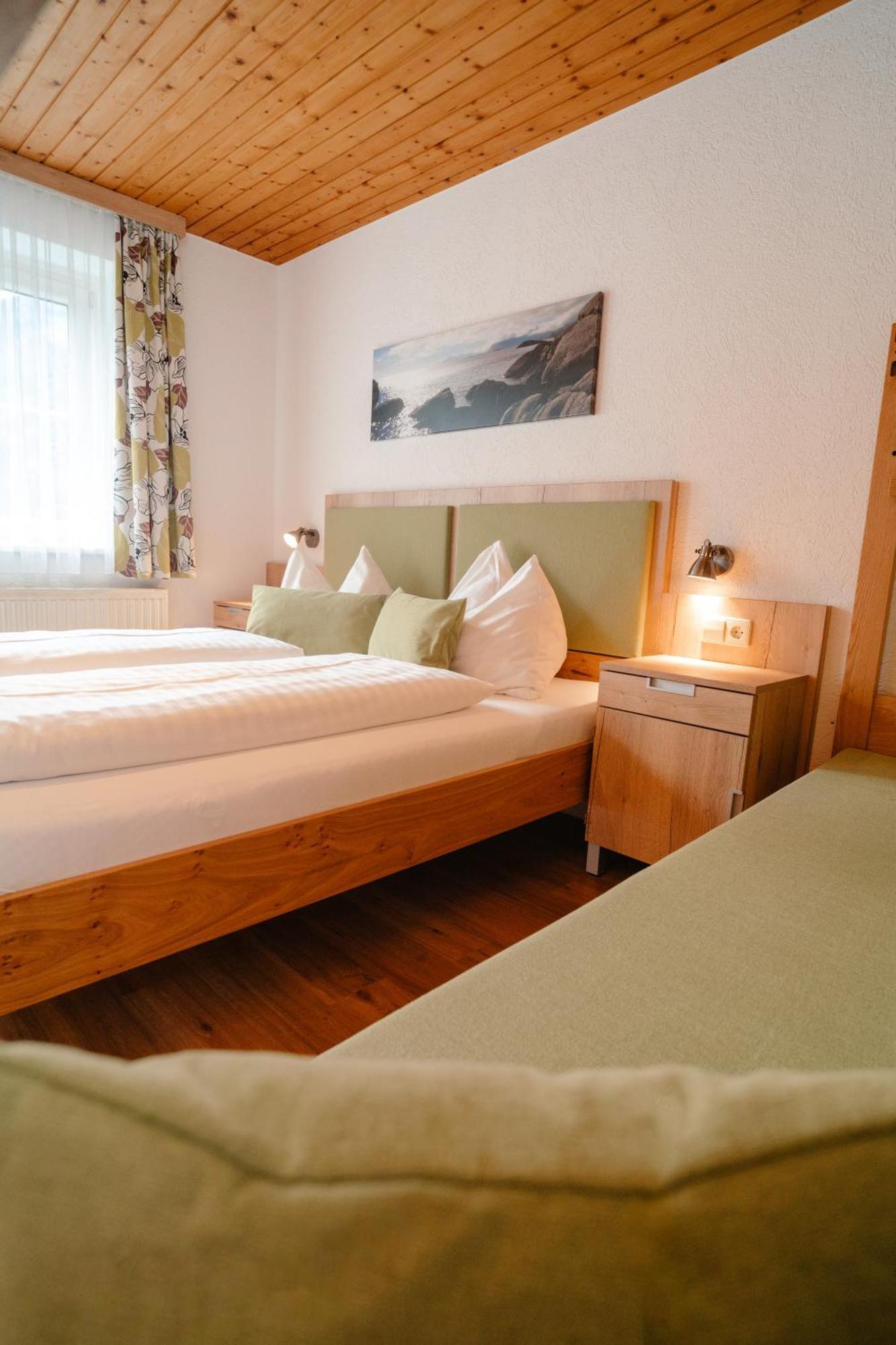 Ertlschweigerhaus Pension - Appartements - Zimmer Donnersbach ภายนอก รูปภาพ