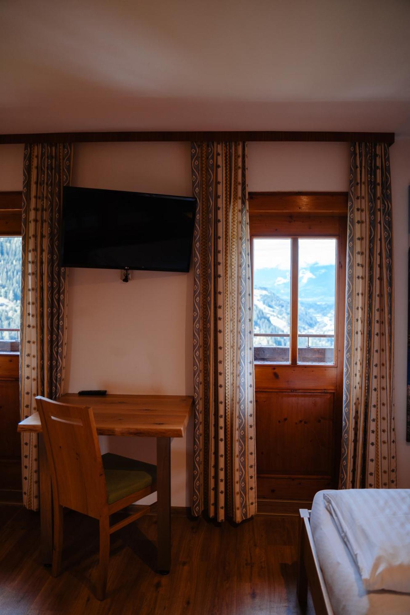 Ertlschweigerhaus Pension - Appartements - Zimmer Donnersbach ภายนอก รูปภาพ