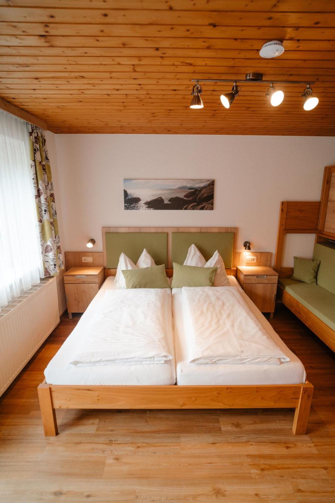 Ertlschweigerhaus Pension - Appartements - Zimmer Donnersbach ภายนอก รูปภาพ