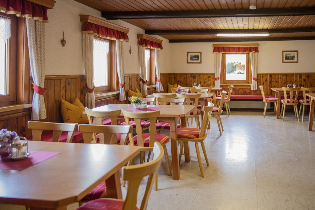 Ertlschweigerhaus Pension - Appartements - Zimmer Donnersbach ภายนอก รูปภาพ