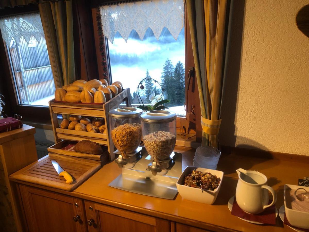 Ertlschweigerhaus Pension - Appartements - Zimmer Donnersbach ภายนอก รูปภาพ